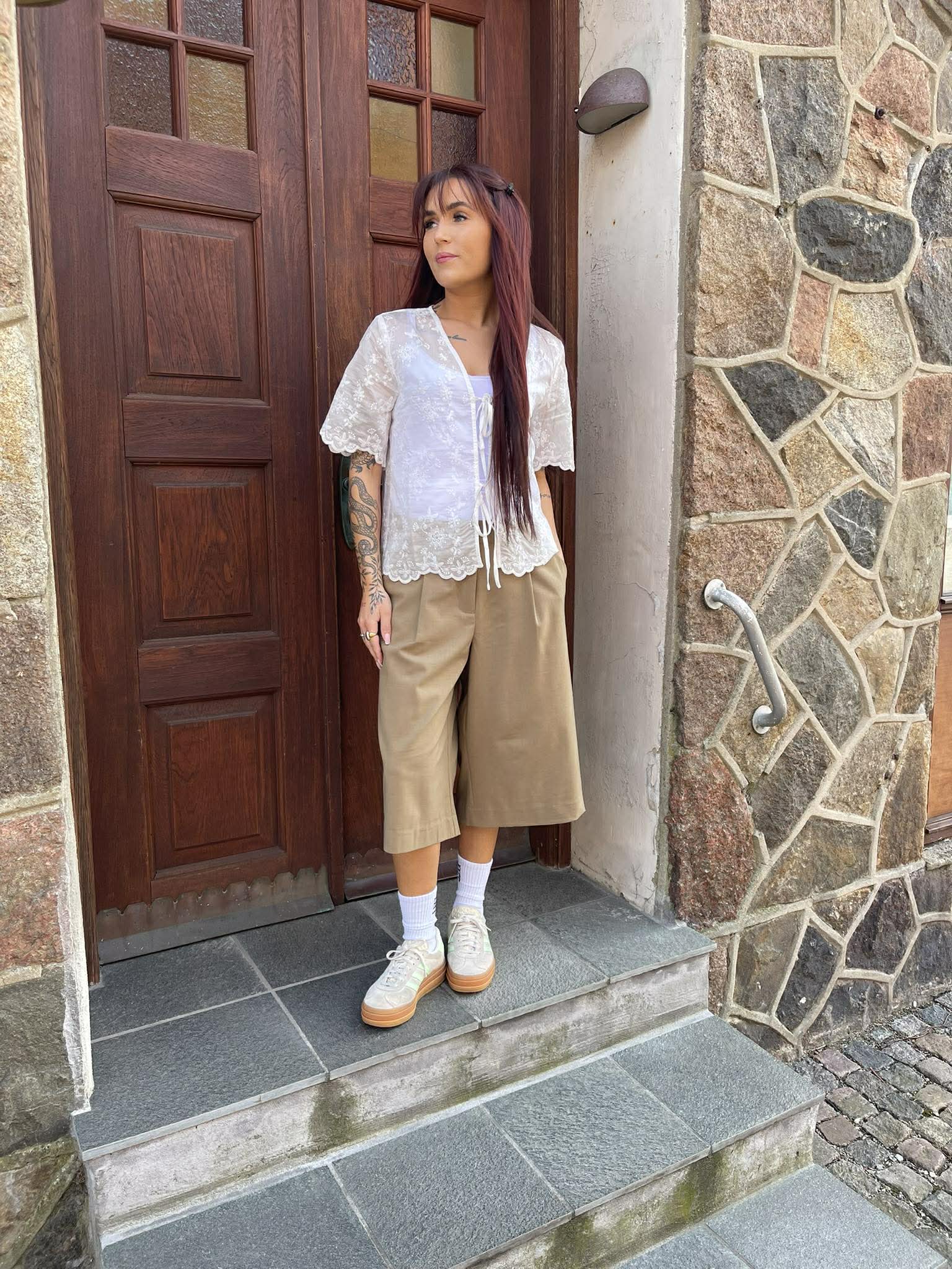 ROULAMBETHA Knee Trousers - Petrified Oak